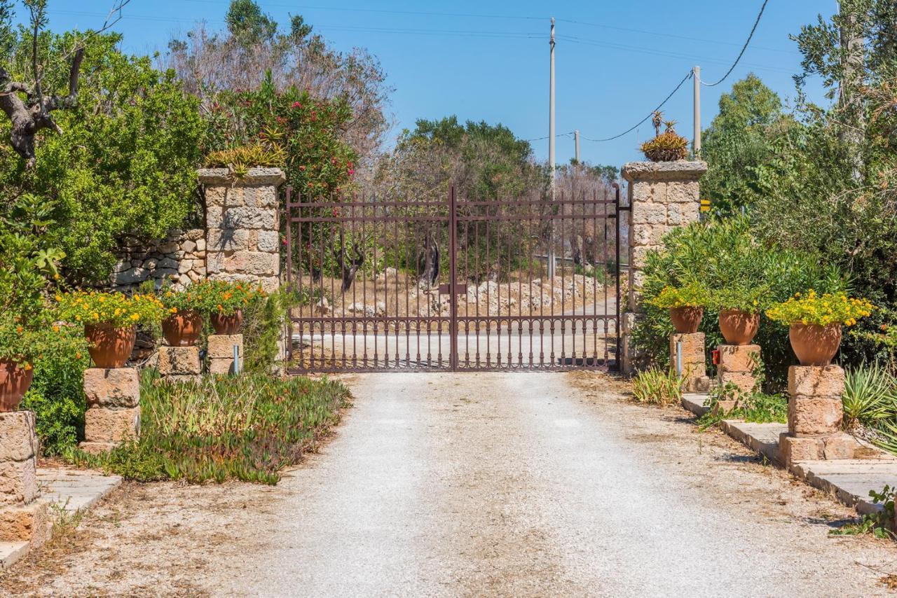 Tenuta Aphrodite Racale Esterno foto
